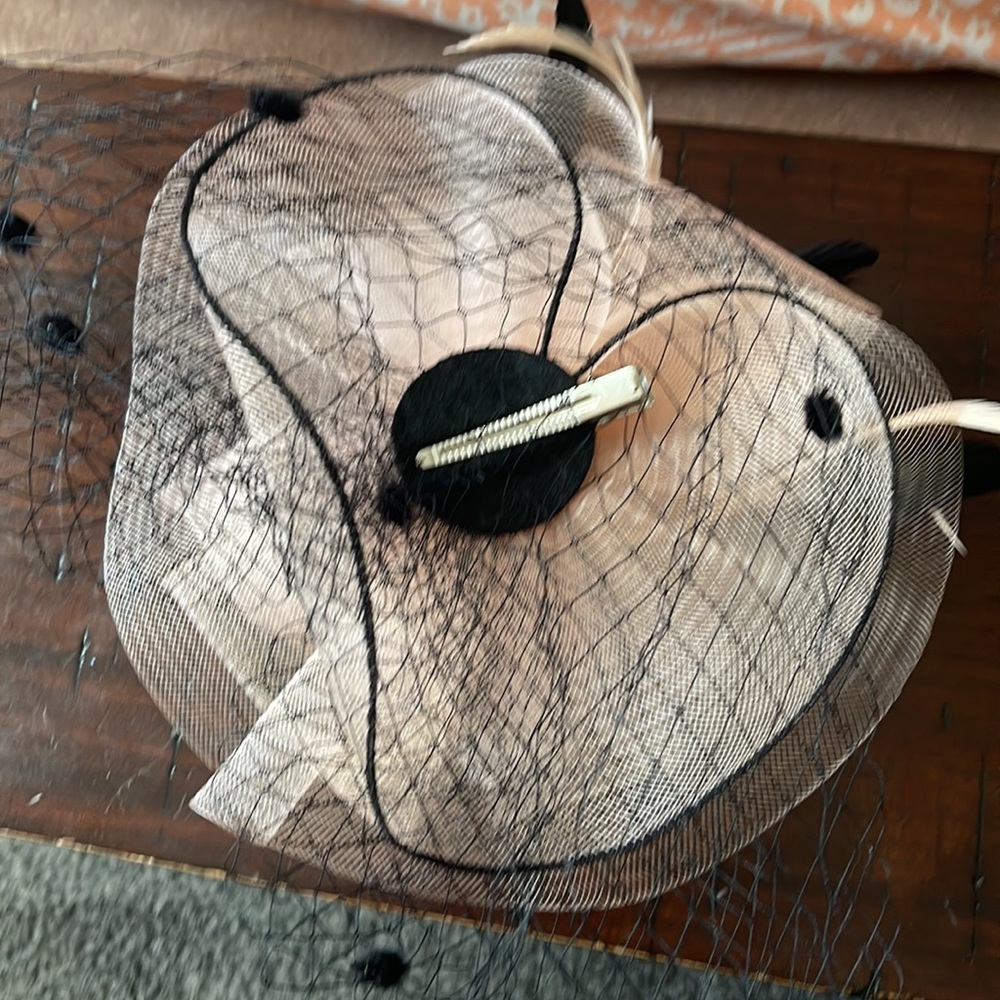Hair accessory - Picture 2 of 3